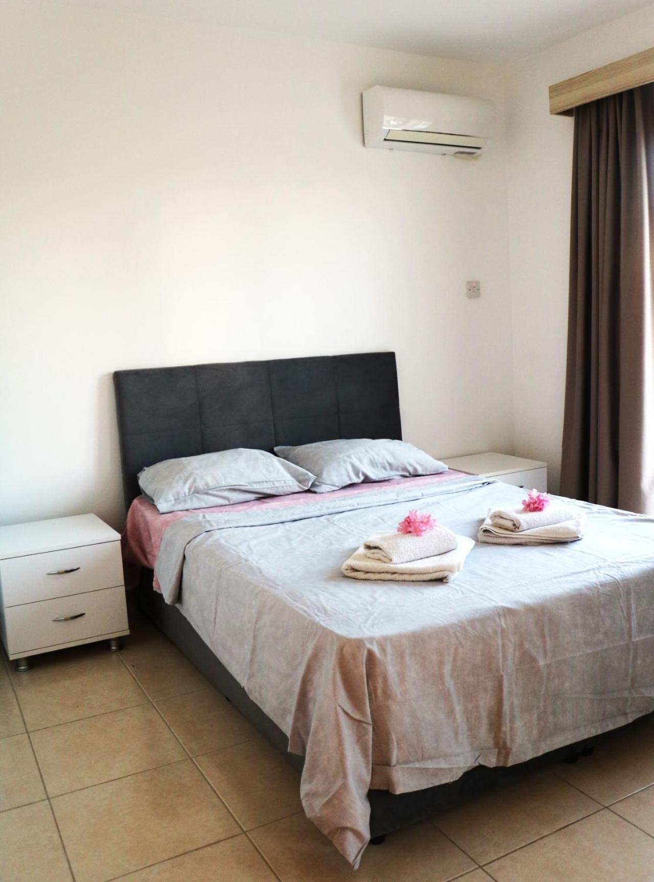 Royal Sun Royal Fun, Next To Grand Sapphire Hotel Trikomo ภายนอก รูปภาพ